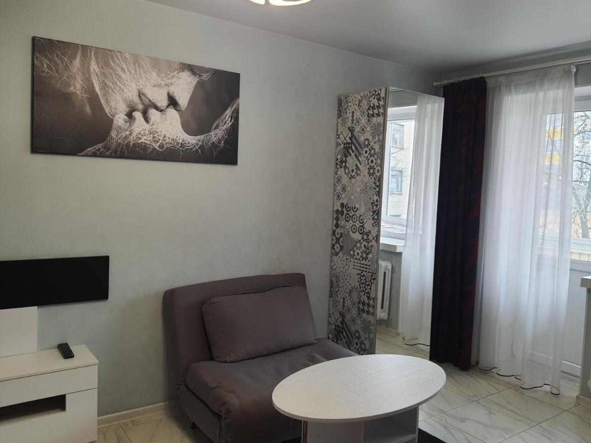 צ'רניהיב Apartment On Mstyslavs'Ka מראה חיצוני תמונה